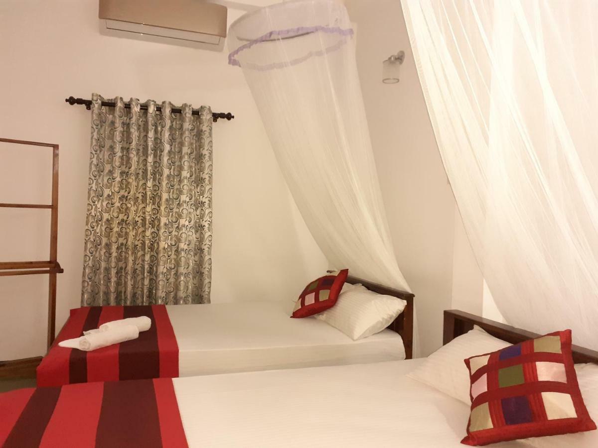 Golden Pearl Safari Villa Udawalawe Luaran gambar